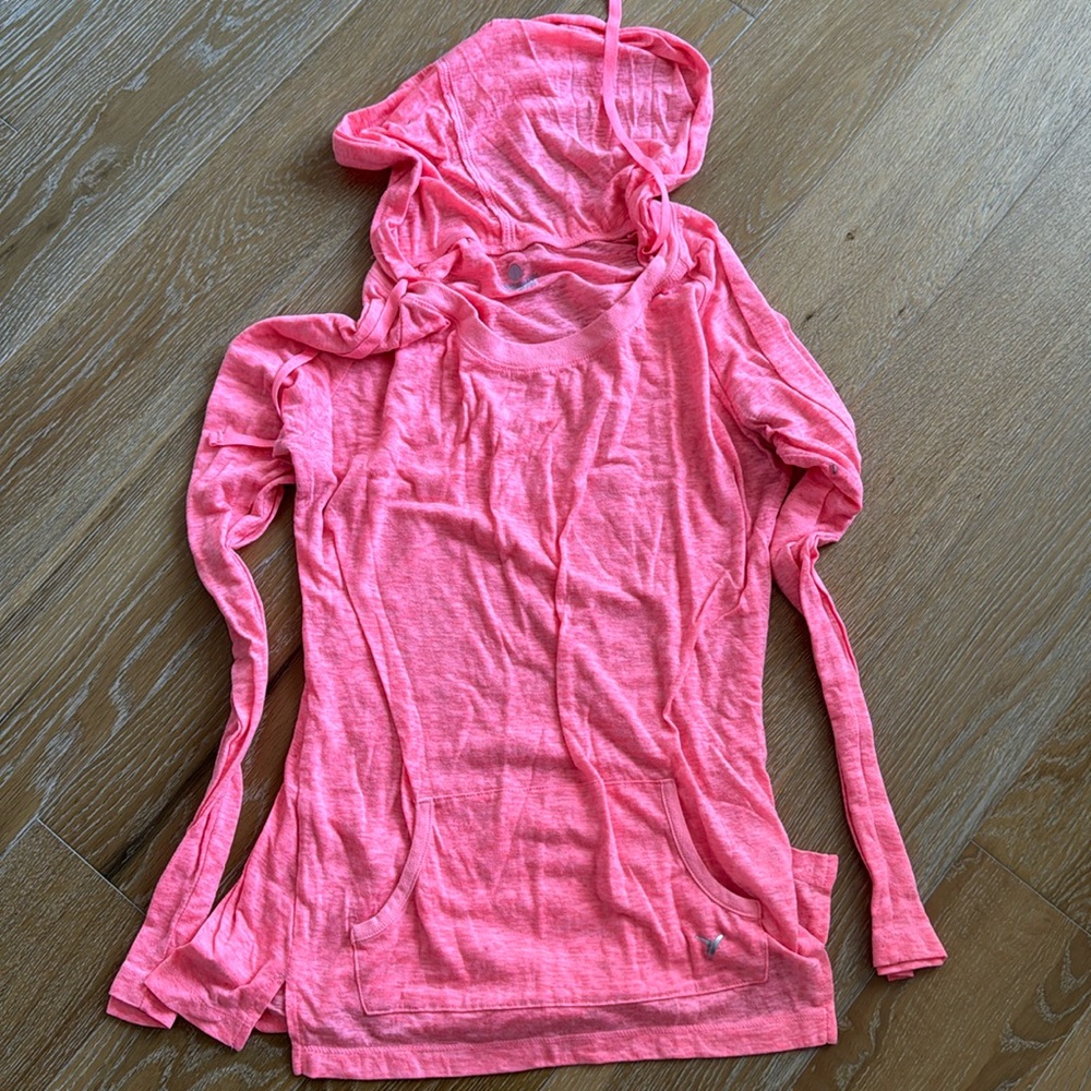 Active wear hoodie
